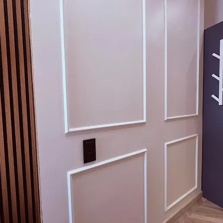 Wyjatkowe Gniazdko W Sercu Wroclawia Βρότσλαβ