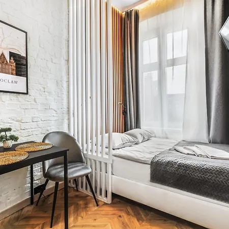 Διαμέρισμα Wyjatkowe Gniazdko W Sercu Wroclawia *