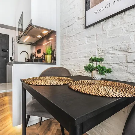 Wyjatkowe Gniazdko W Sercu Wroclawia Διαμέρισμα